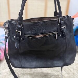 Chic Black Leather Shoulder Bag